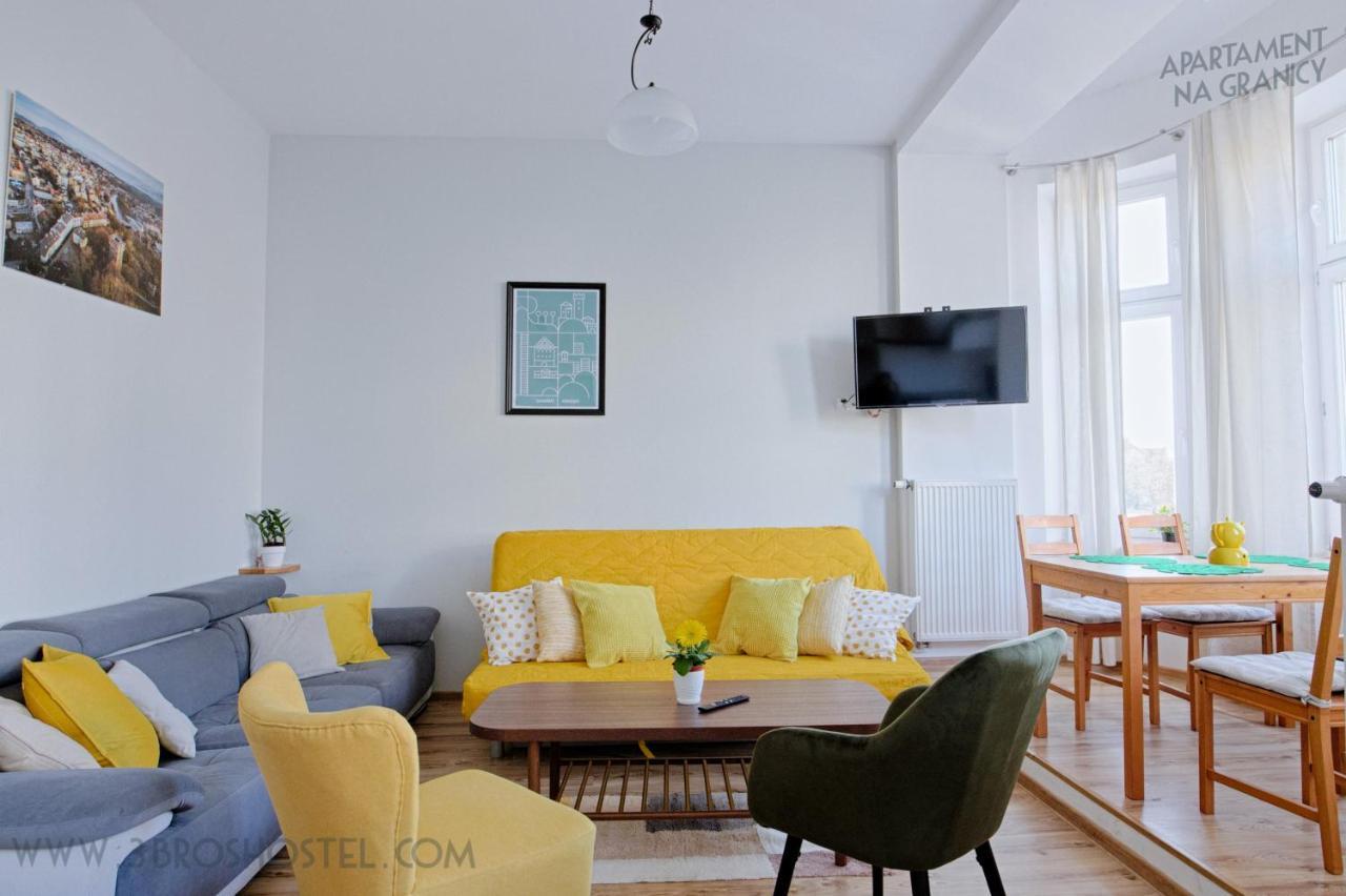Apartament Na Granicy / Apartment On The Border Cieszyn  Eksteriør billede